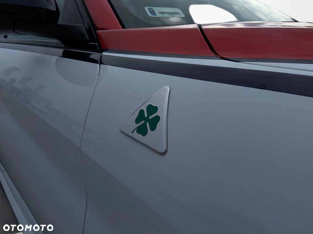 Alfa Romeo Giulia 2.0 Turbo Veloce Q4 - 32