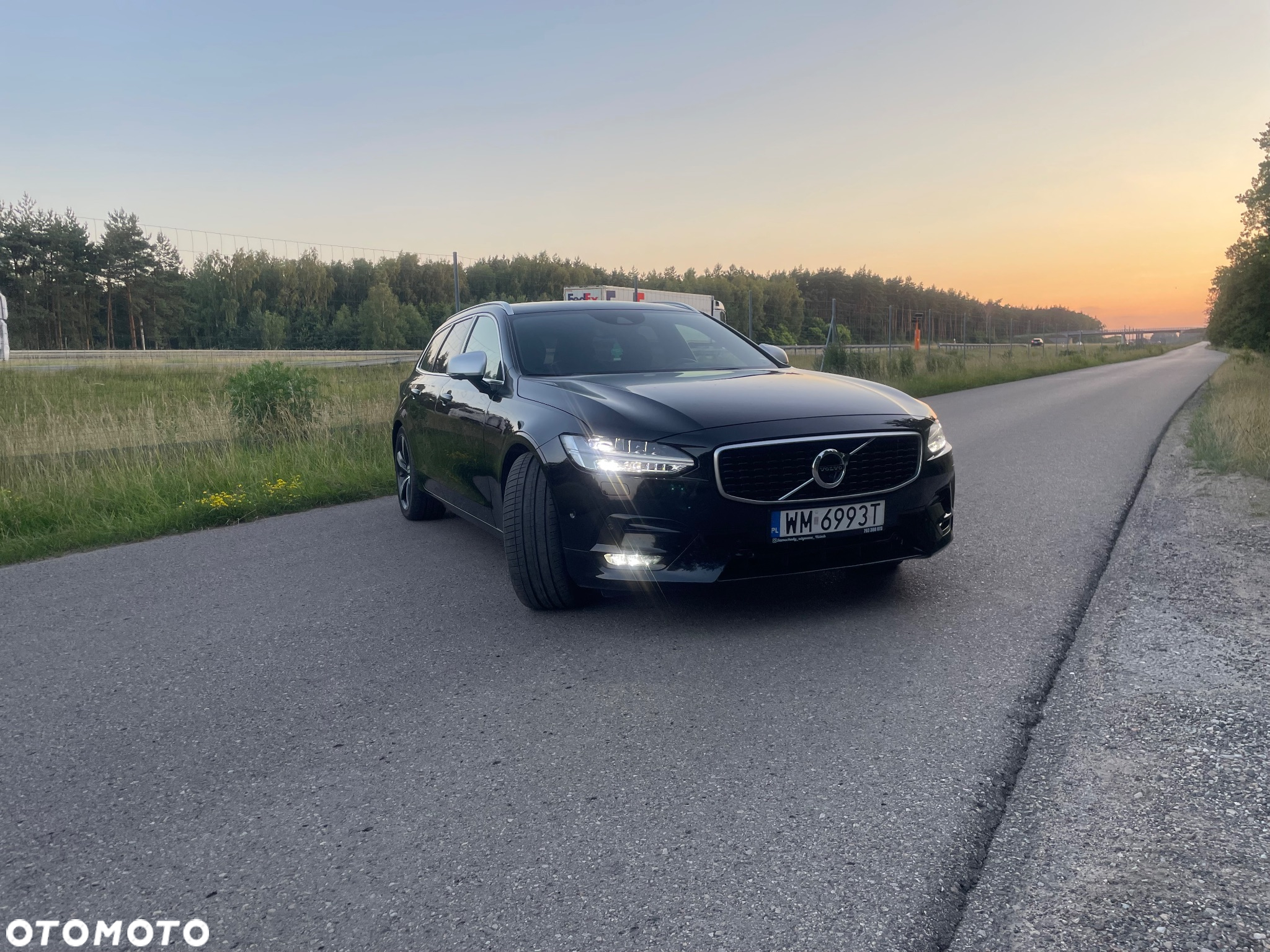 Volvo V90 T6 AWD R-Design - 5