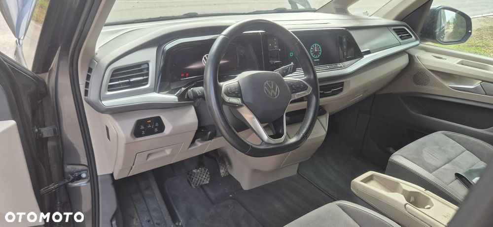 Volkswagen Multivan - 18