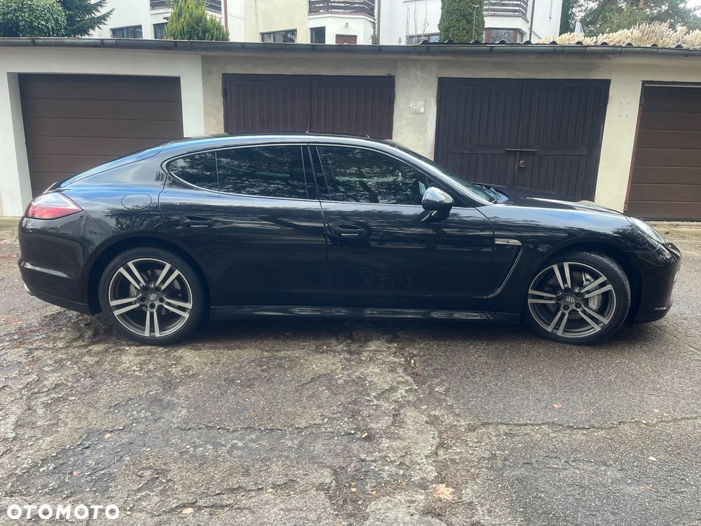 Porsche Panamera 4S - 5