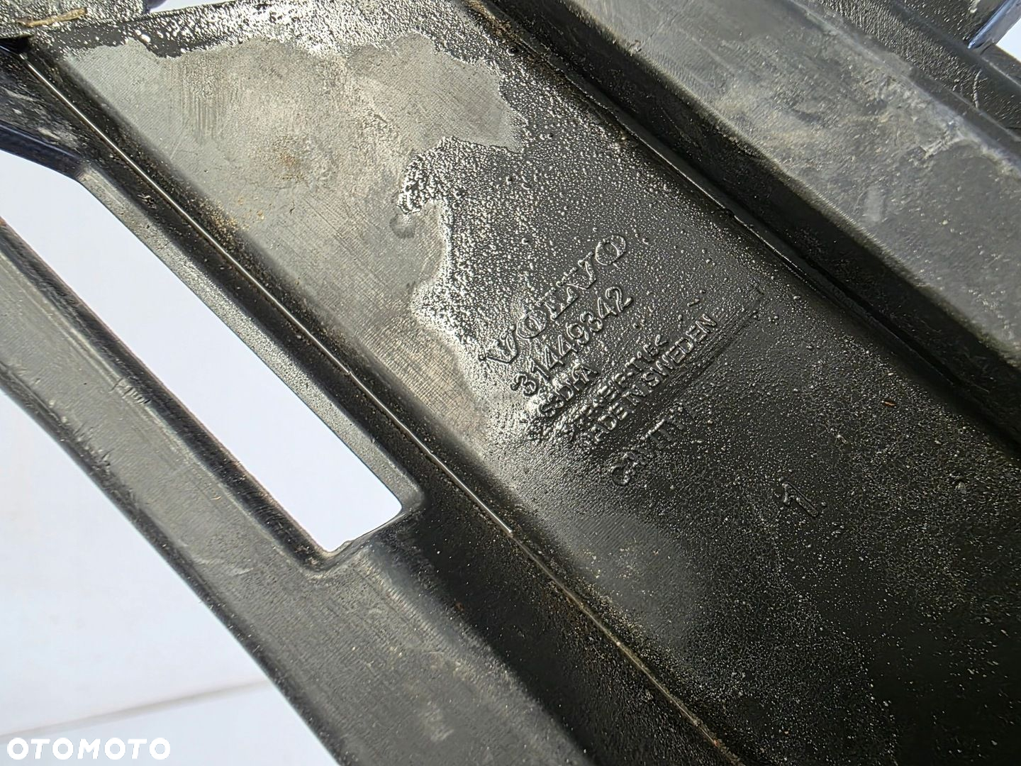 Kratka zderzaka przód VOLVO XC40 17- 31449342 - 11