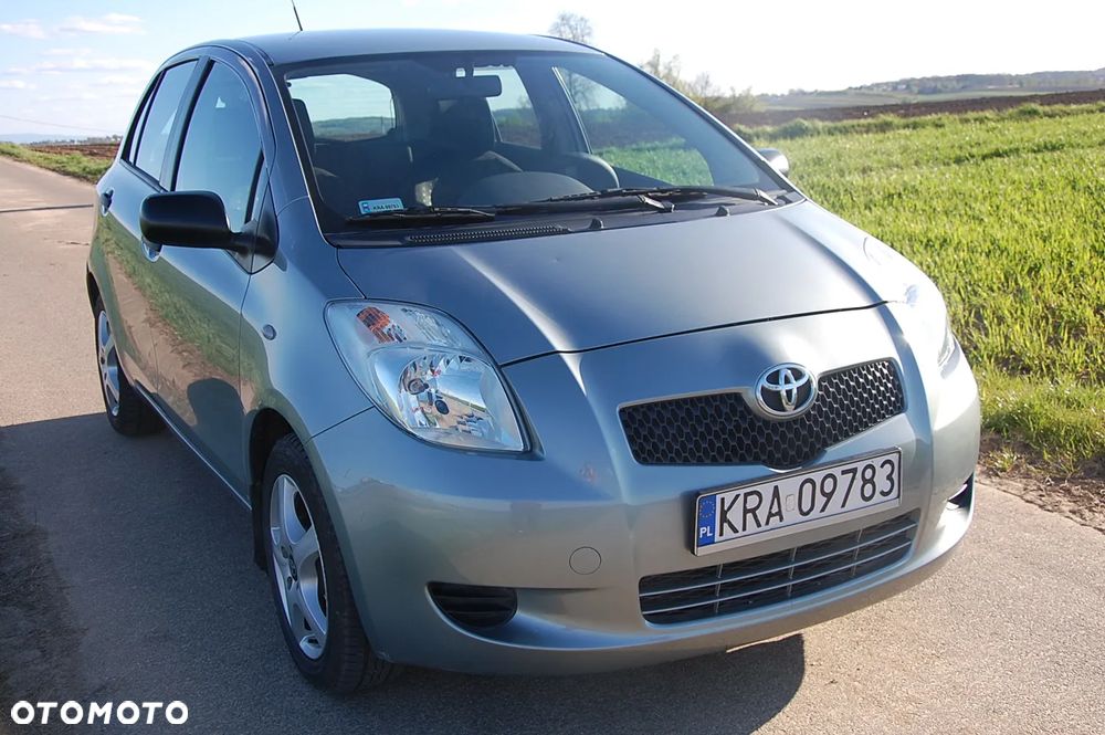 Toyota Yaris 1.3 Sol - 1