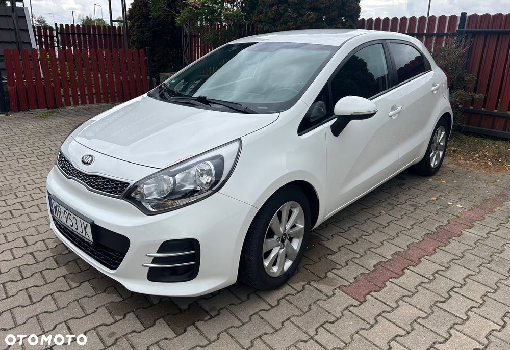 Kia Rio 1.4 Dream Team Edition - 8