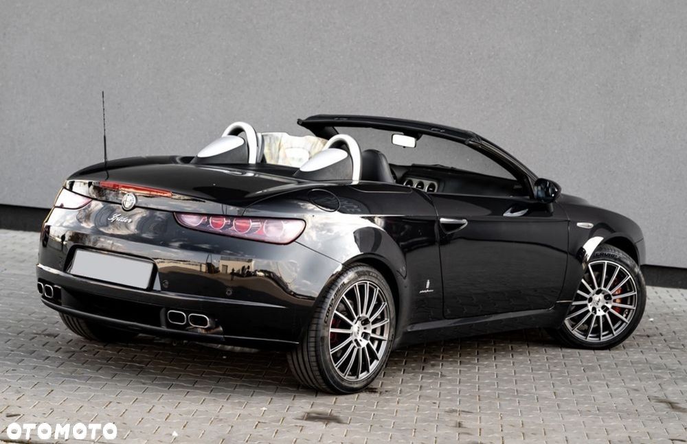 Alfa Romeo Spider - 7