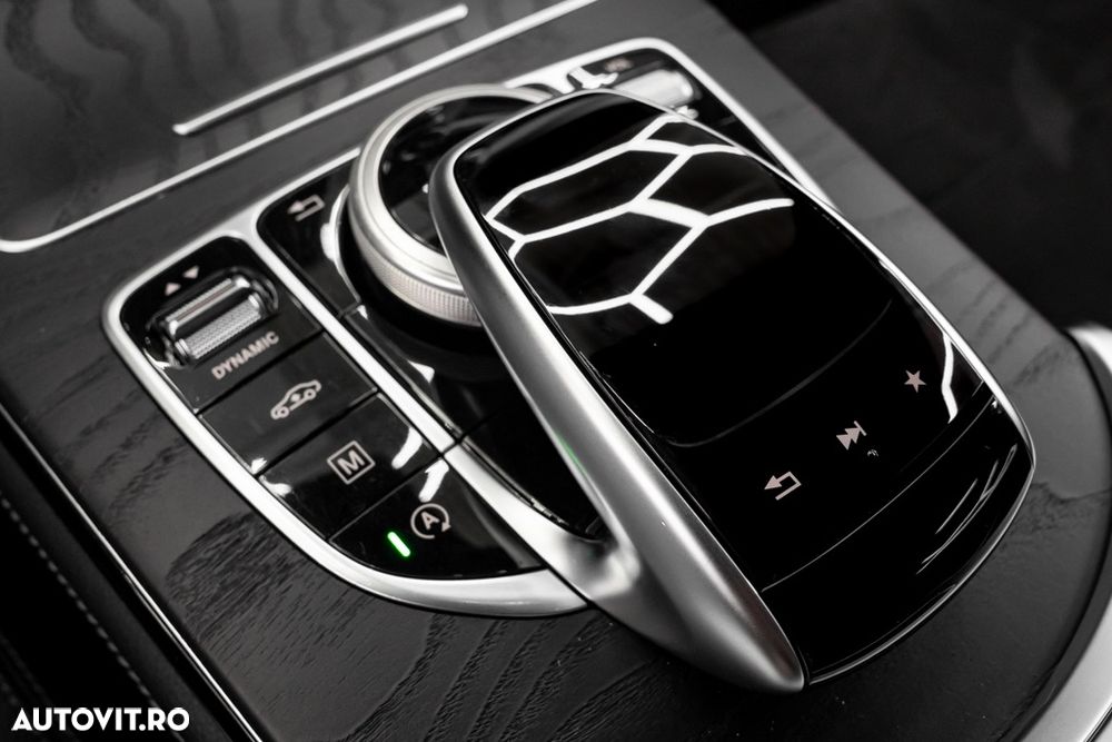 Mercedes-Benz GLC 350 d 4Matic 9G-TRONIC AMG Line - 36