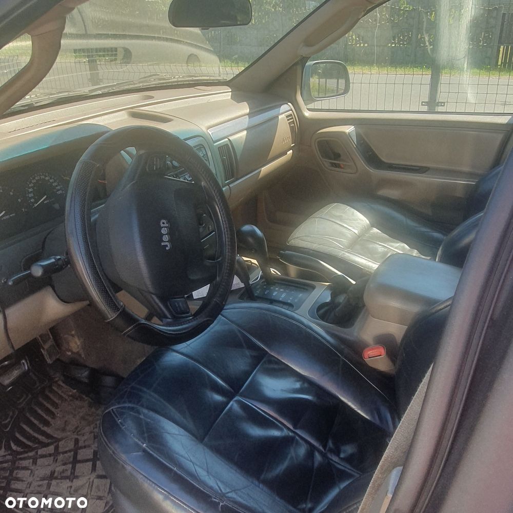 Jeep Grand Cherokee - 5