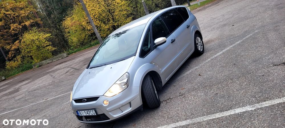 Ford S-Max - 10