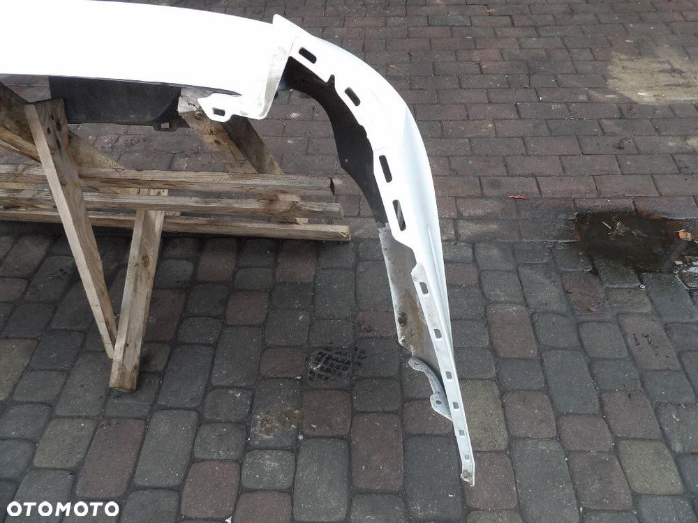 SKODA SUPERB IV 4 KOMBI ZDERZAK TYŁ  LC9A - 7