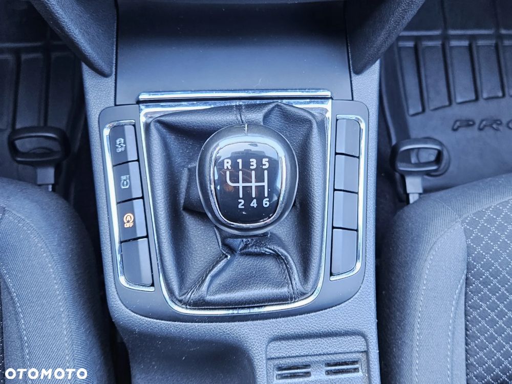 Skoda Superb 2.0 TDI Ambition - 14