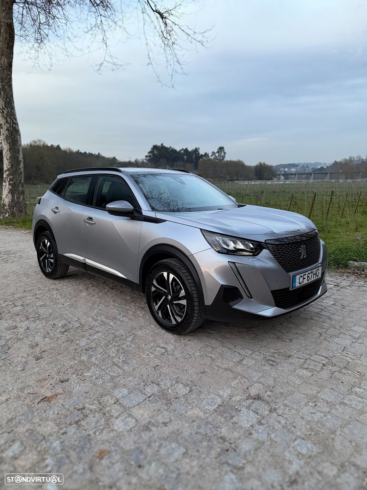 Peugeot 2008 PureTech 130 Allure - 3