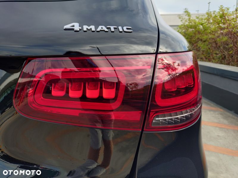 Mercedes-Benz GLC 300 4Matic 9G-TRONIC - 20