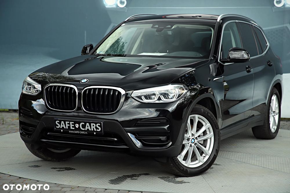BMW X3 xDrive20i GPF Advantage - 2
