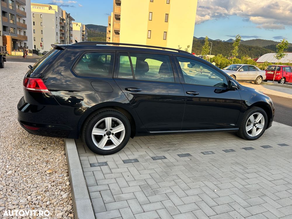 Volkswagen Golf 1.6 TDI BlueMotion Technology DPF Comfortline - 5