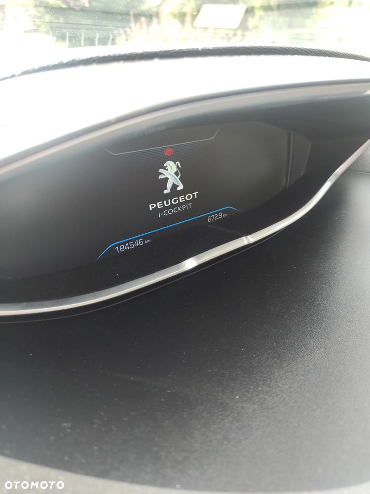 Peugeot 3008 1.6 BlueHDi Allure S&S - 8