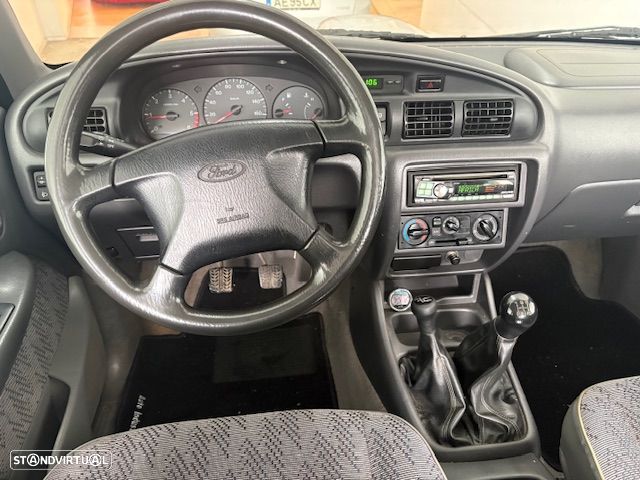 Ford Ranger 2.5 TD Dupla Plus - 16