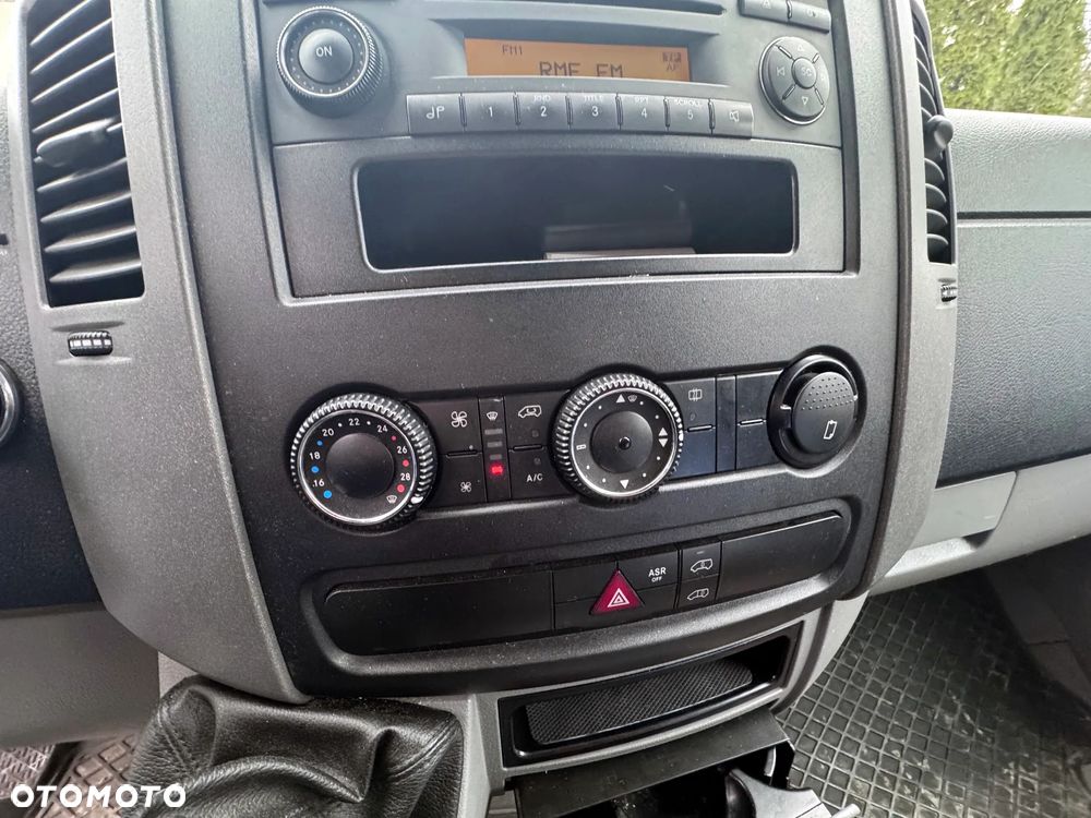 Mercedes-Benz SPRINTER  3.0 V6 519 CHŁODNIA - 16