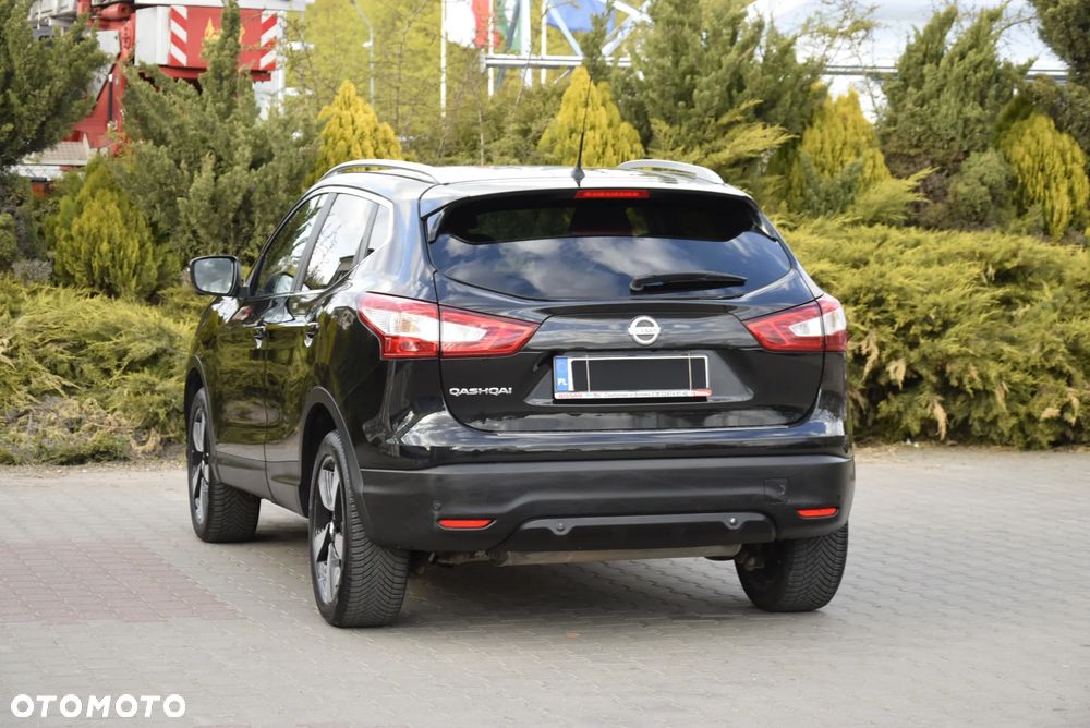 Nissan Qashqai 1.2 DIG-T Tekna EU6 - 28