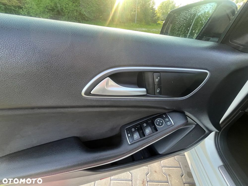 Mercedes-Benz Klasa A 160 CDI 7G-DCT AMG Line - 10