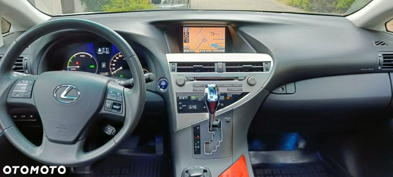 Lexus RX - 16