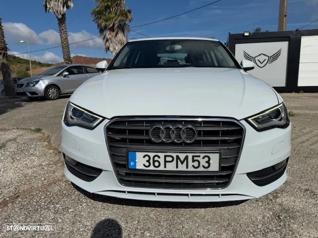 Audi A3 Sportback 1.6 TDI Attraction - 4