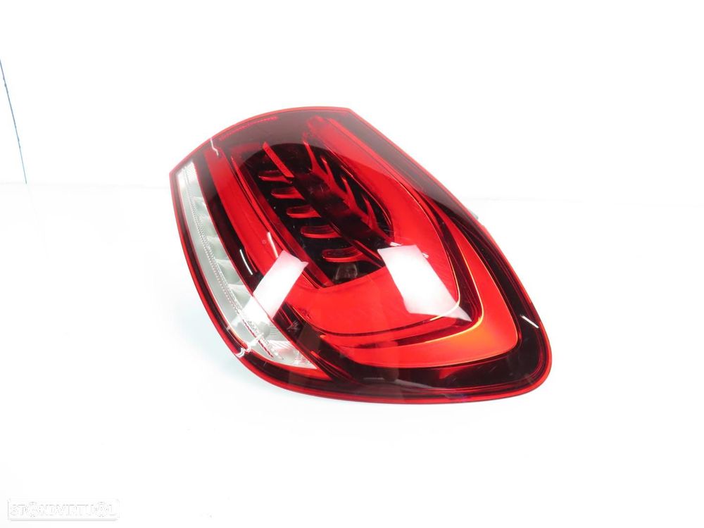 Farolim LED Direito/Trás Usado / Original MERCEDES-BENZ A-CLASS (W177) a17790682... - 2