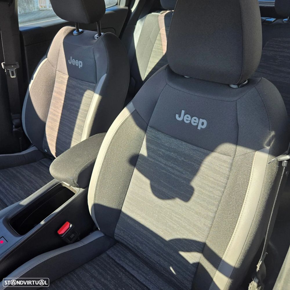 Jeep Avenger 54 kWh Longitude - 9