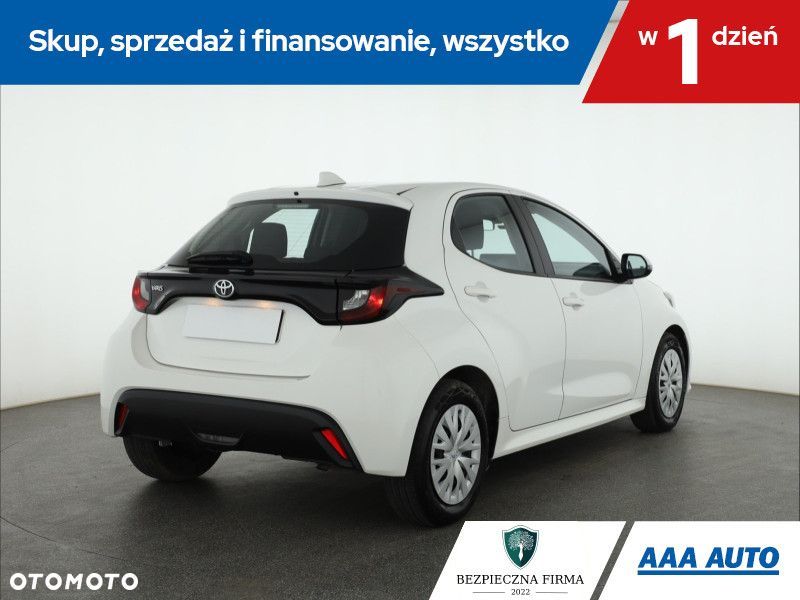 Toyota Yaris - 7