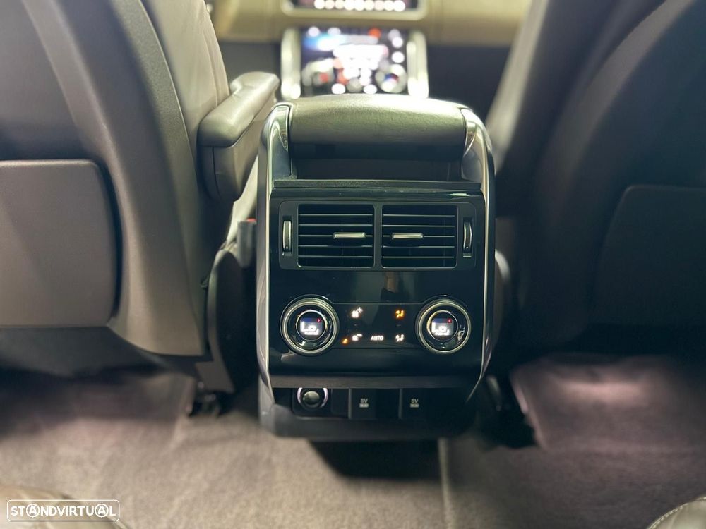 Land Rover Range Rover Sport 2.0 Si4 PHEV HSE Dynamic Stealth - 29