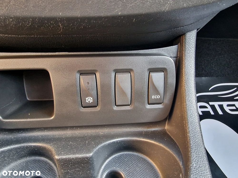 Dacia Duster 1.5 dCi Celebration - 12