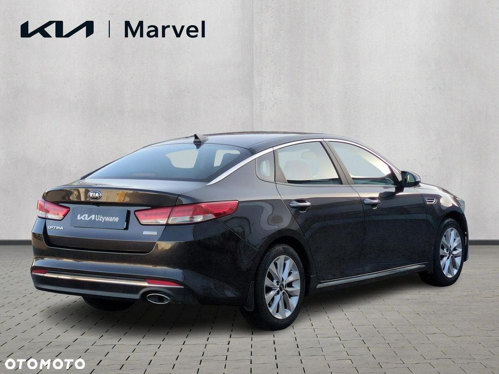Kia Optima 1.7 CRDI XL DCT - 6