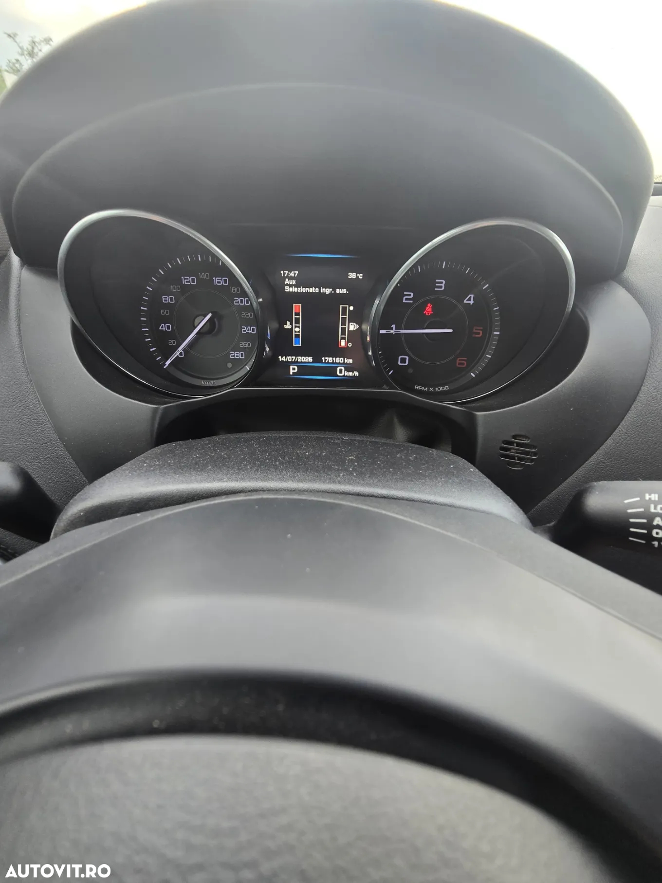 Jaguar XE 2.0 Prestige - 20