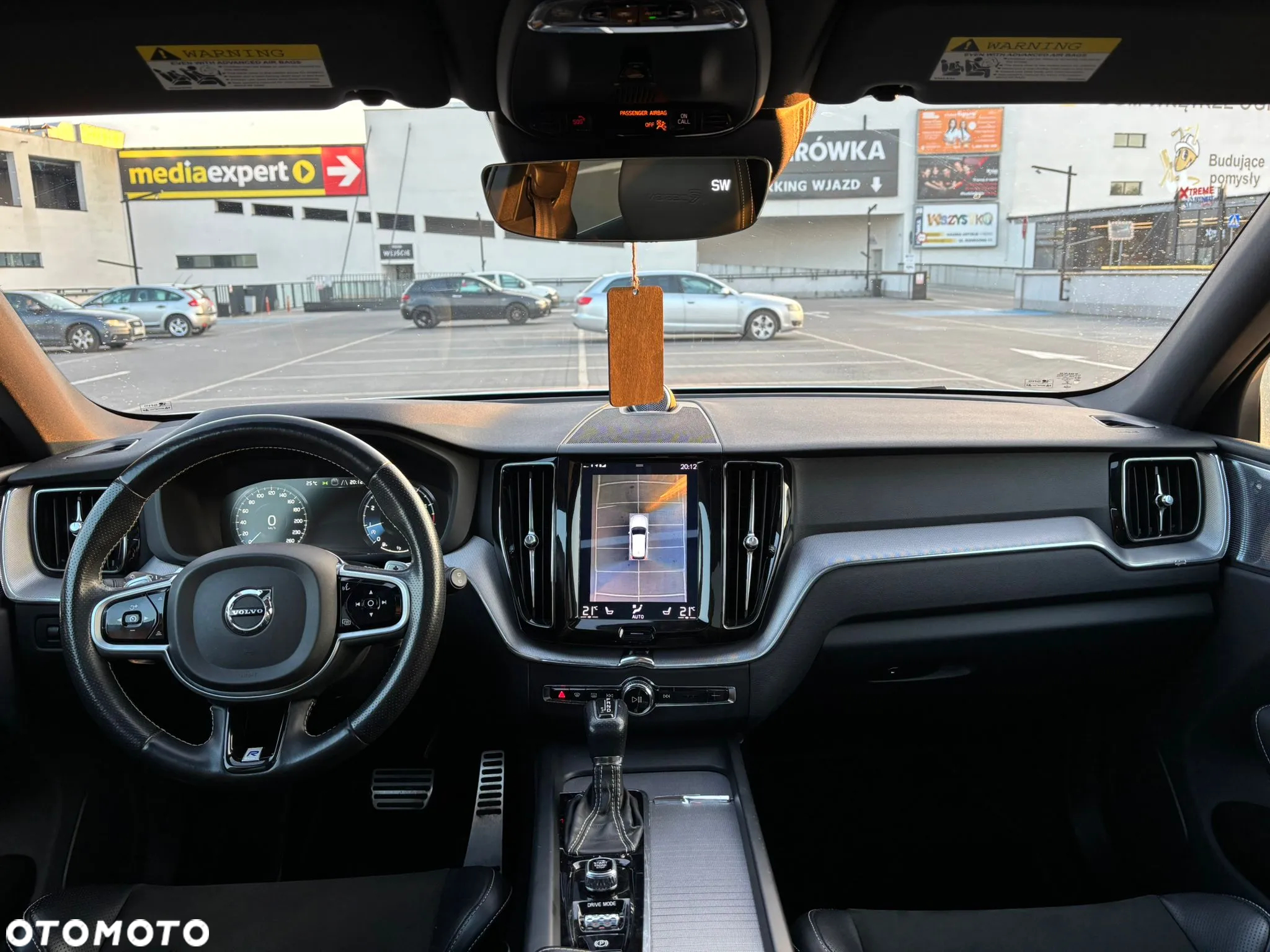 Volvo XC 60 T6 AWD Geartronic RDesign - 9