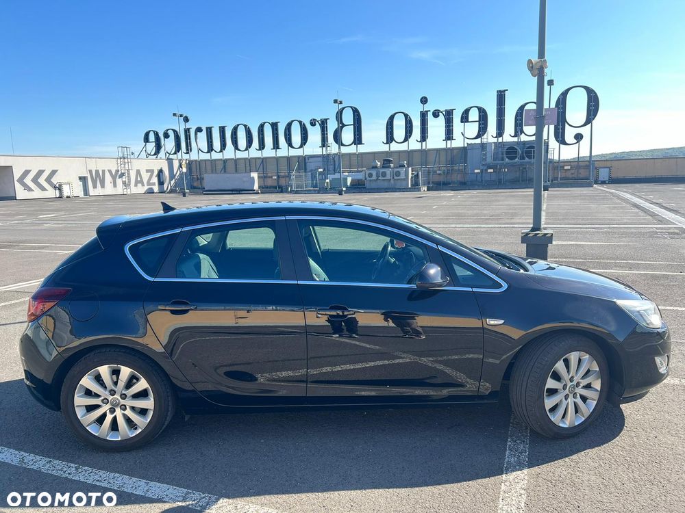 Opel Astra 1.6 T Cosmo - 5