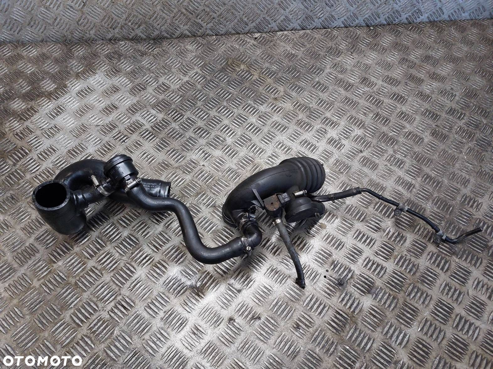 RURA DOLOT POWIETRZA VOLKSWAGEN PASSAT B5 1.8 T 4B0145832 034145710A - 2