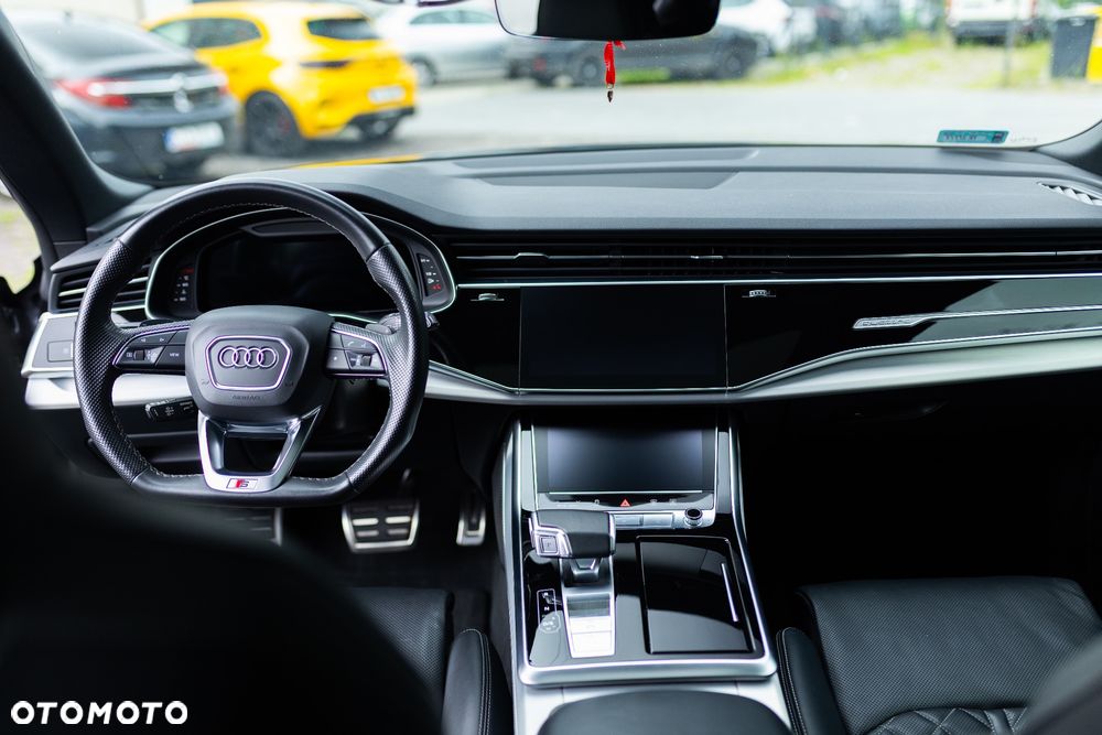 Audi Q8 - 31