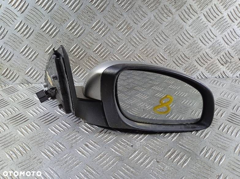 LUSTERKO PRAWE OPEL SIGNUM - 1
