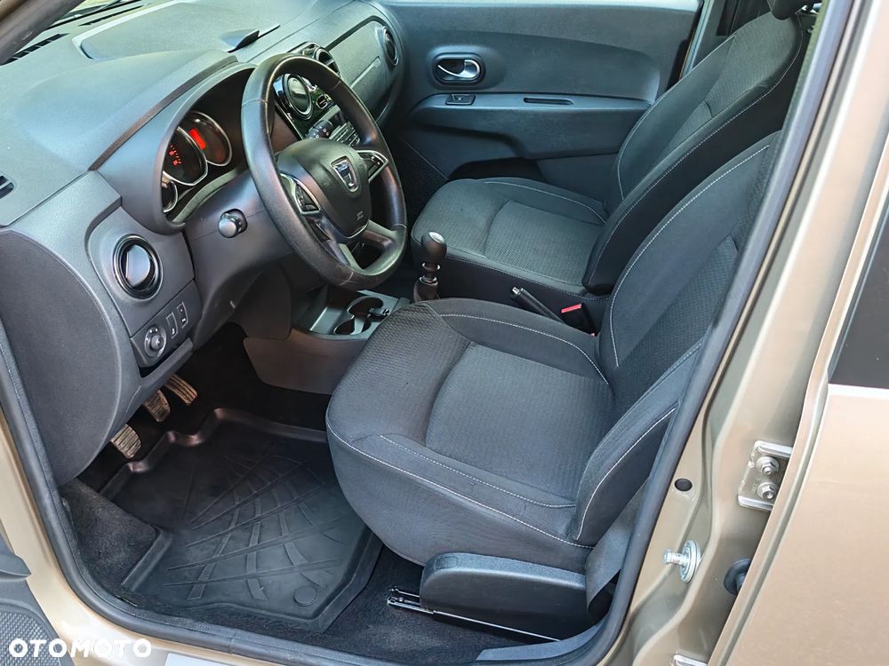 Dacia Lodgy 1.5 Blue dCi Comfort S&S - 10