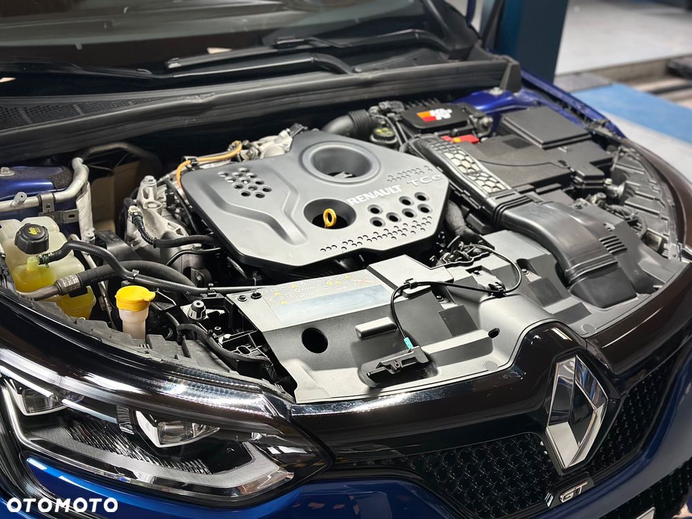 Renault Megane ENERGY TCe 205 EDC GT - 11