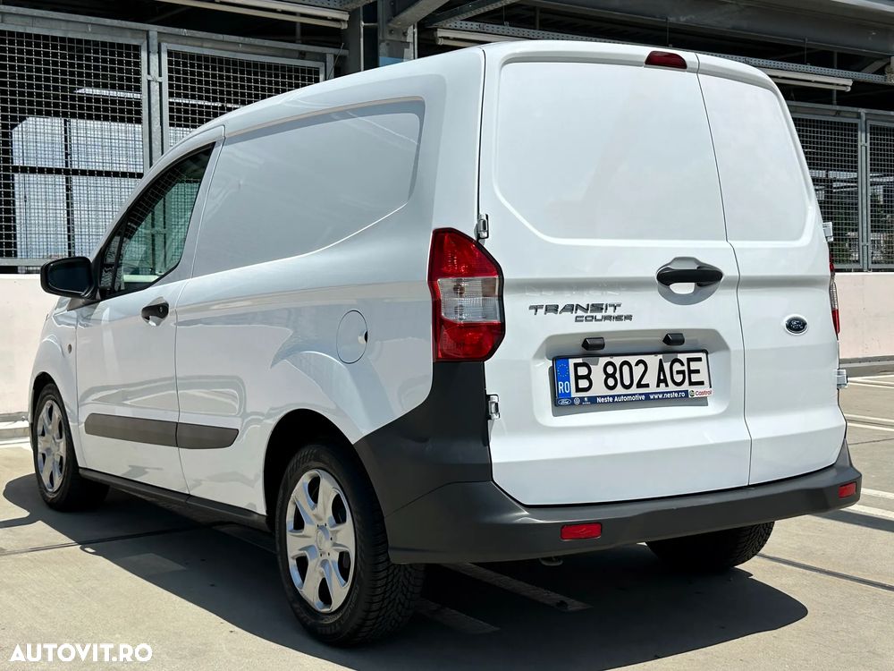 FORD Courier 2020 — imagine 4