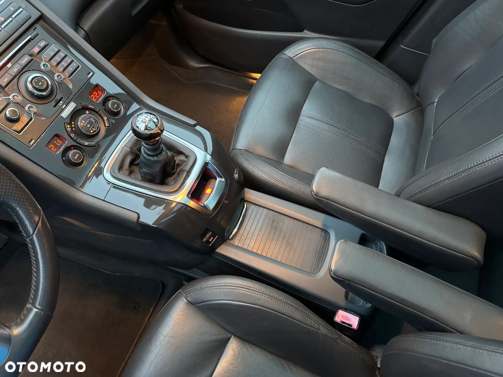 Peugeot 5008 - 35