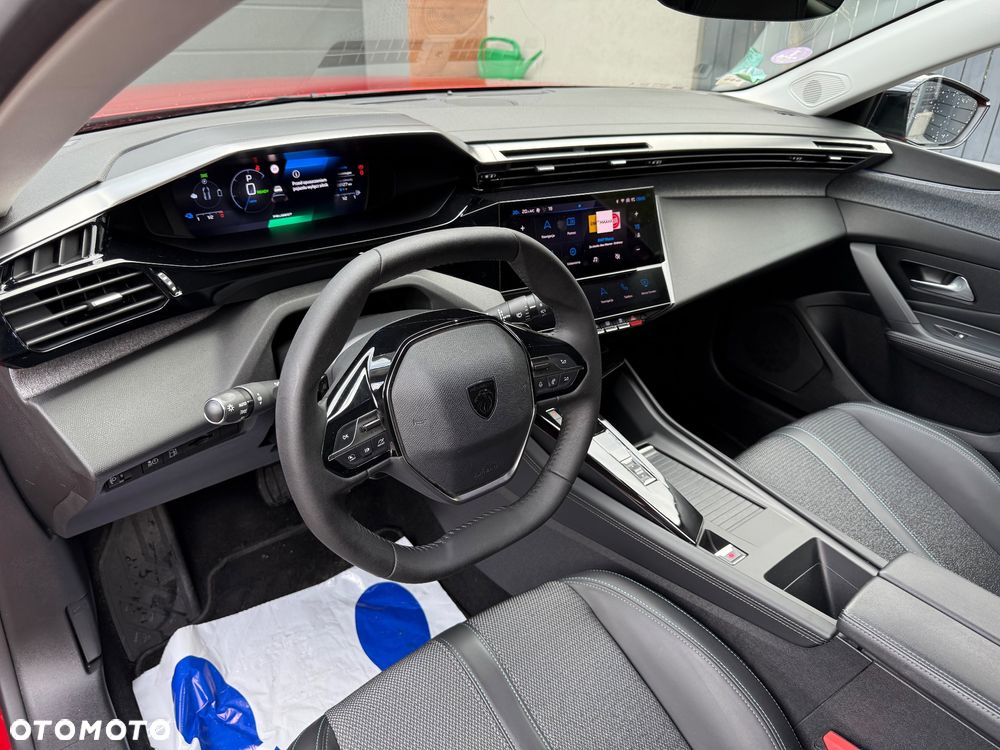 Peugeot 308 Plug-In Hybrid 180 e-EAT8 GT - 8