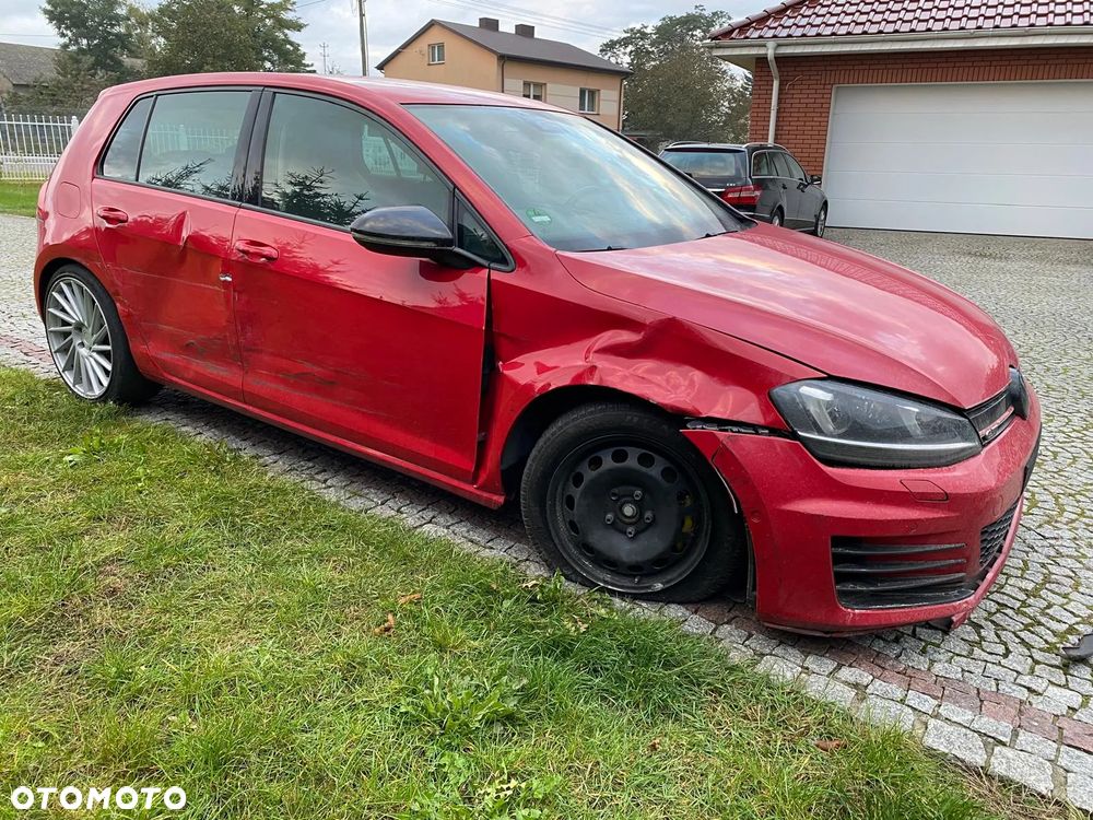 Volkswagen Golf 1.4 TSI BlueMotion Technology Allstar - 3