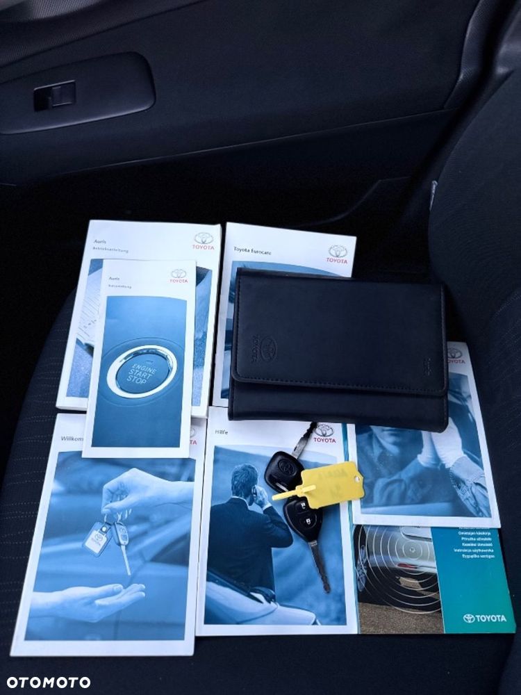 Toyota Auris 1.4 VVT-i Luna - 26