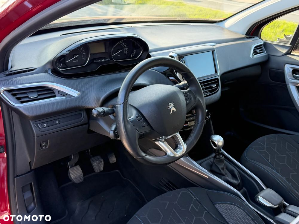 Peugeot 2008 PureTech 130 Stop&Start Allure - 12