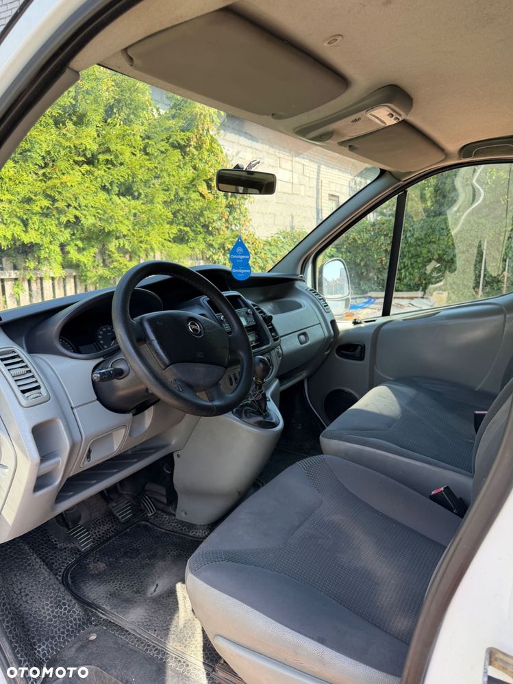 Opel Vivaro - 5