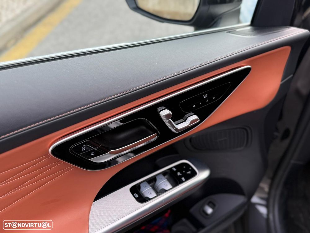 Mercedes-Benz GLC 300 de Coupe 4Matic - 8