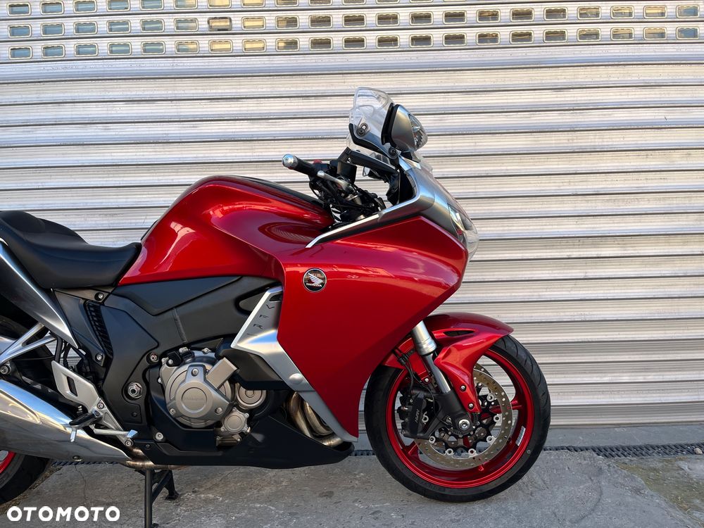 Honda VFR - 6