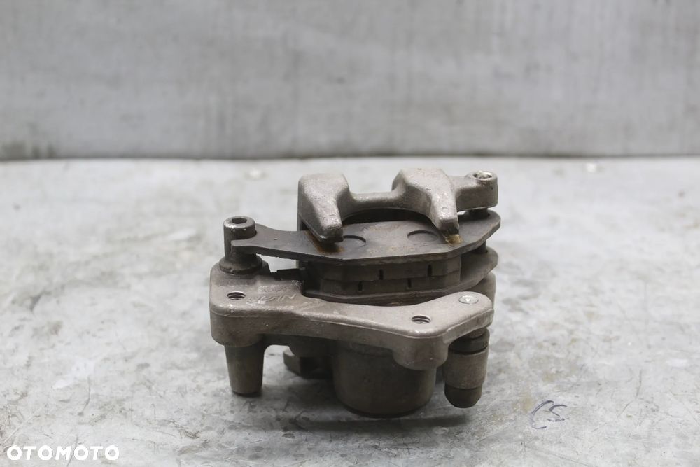 Yamaha Tricity 125 zacisk hamulcowy tył tylny - 2