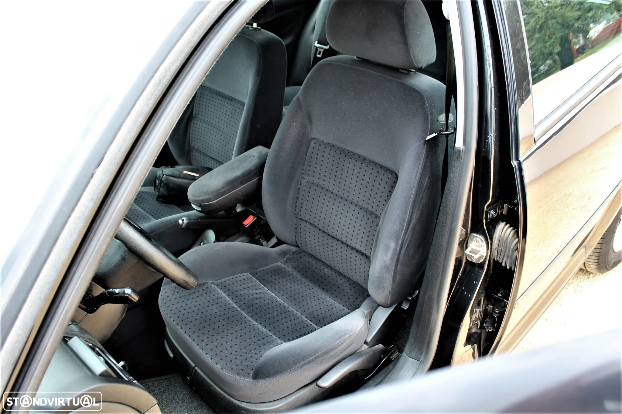 VW Golf 1.4i Confortline AC - 7