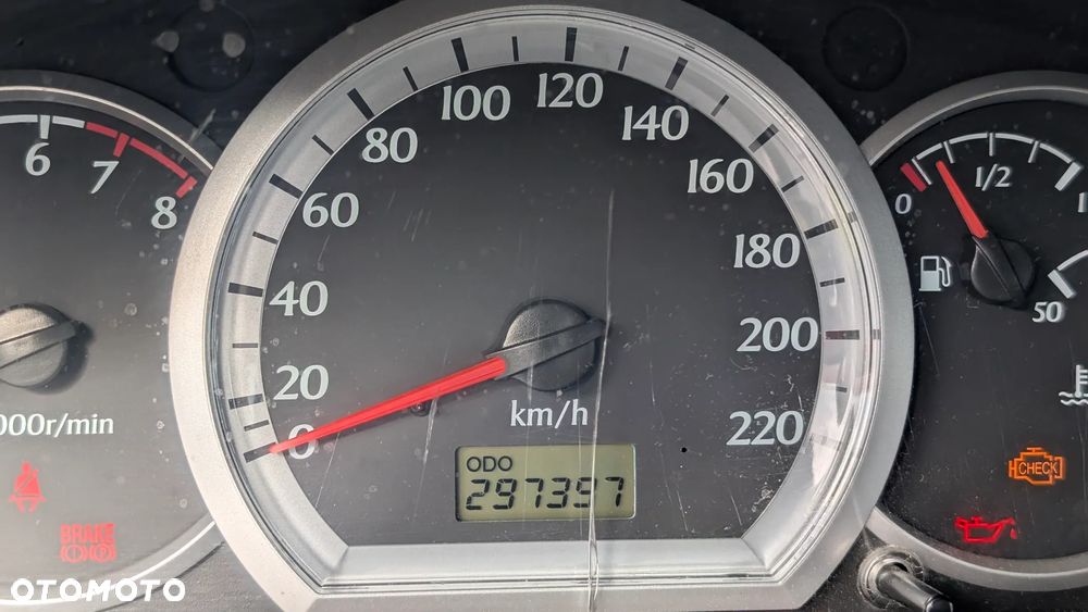 Daewoo Nubira 1.8 CDX - 11